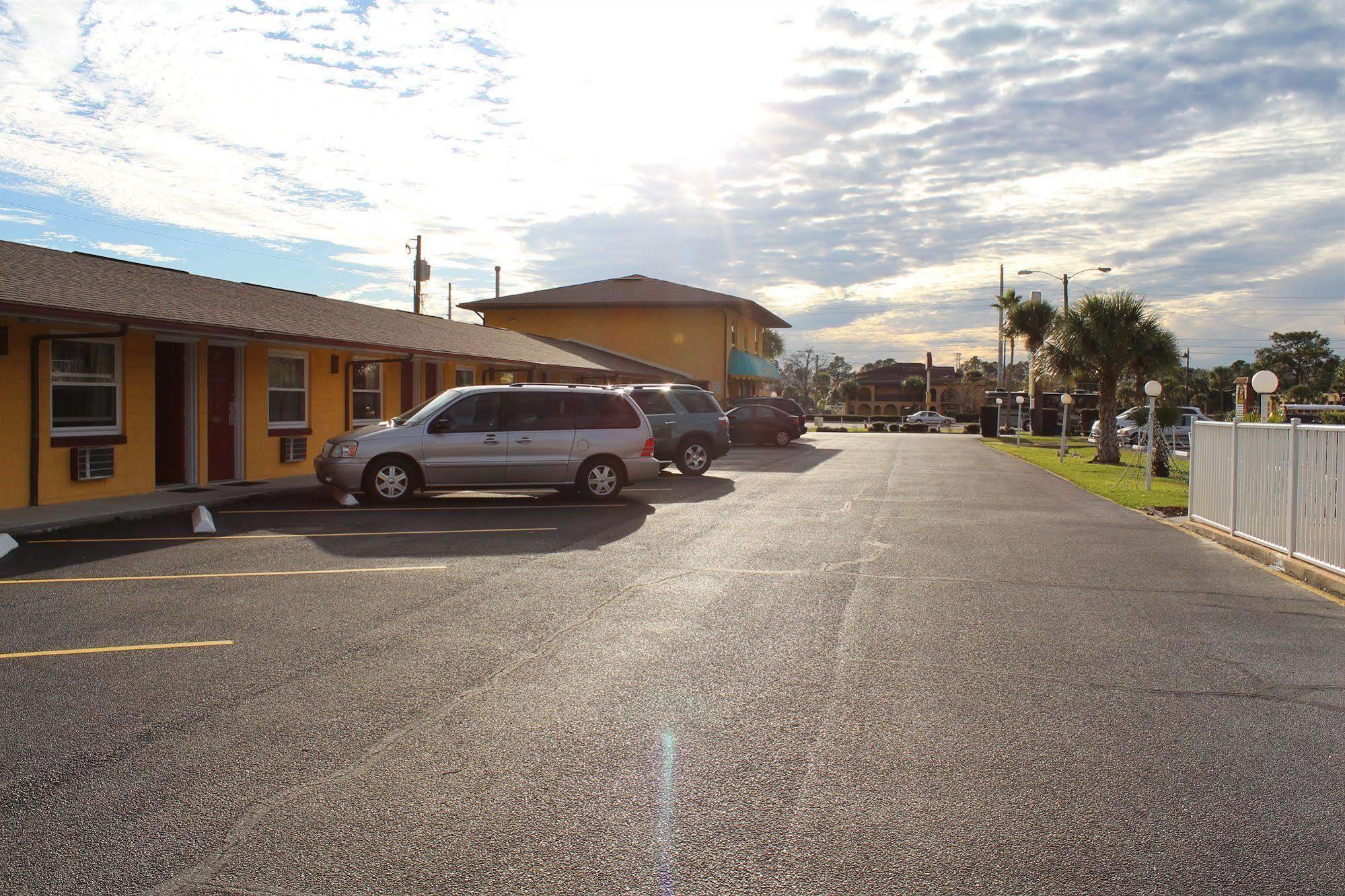 Knights Inn Kissimmee Exterior photo